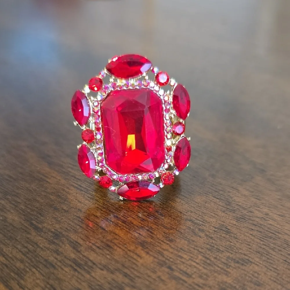 Elegant Red and Gold Statement Ring